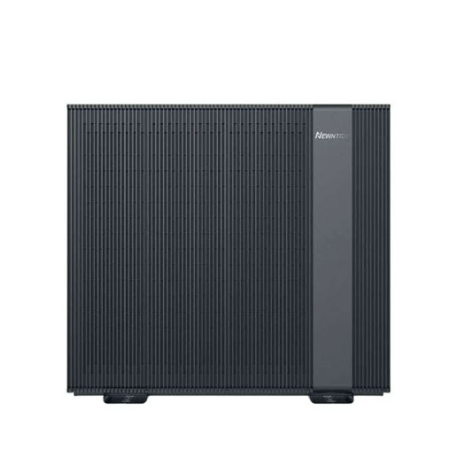 Newntide Hi-Master V-Serie Luft-Wasser-Wärmepumpe im modernen, dunklen Lamellendesign für die Außenaufstellung.
